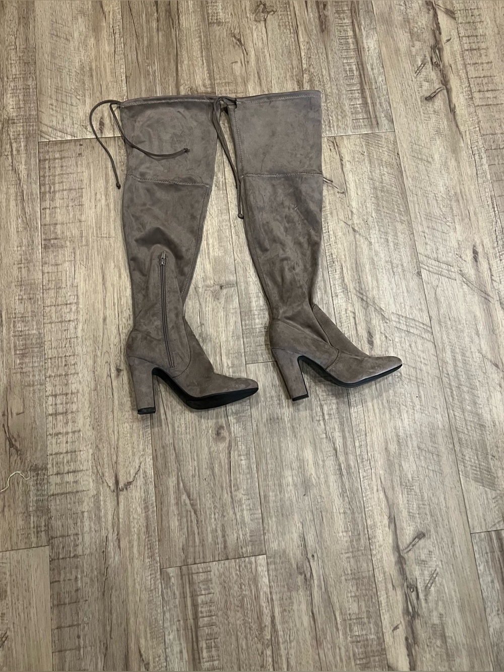 Unisa Gray Suede Over-the-Knee Boots – Size 6½